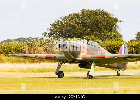 WW2 RAF Hawker Hurricane Mk1 Fighter, R4118, UP-W auf Little Gransden Flugplatz, Cambridgeshire, England Stockfoto