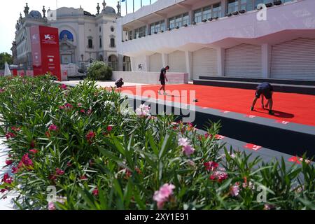 Venedig, Italien. August 2024. Vorbereitungen für das 81. Internationale Filmfestival Venedig am 27. August 2024 in Venedig, Italien. (Foto: Gian Mattia D'Alberto/LaPresse) Credit: LaPresse/Alamy Live News Stockfoto