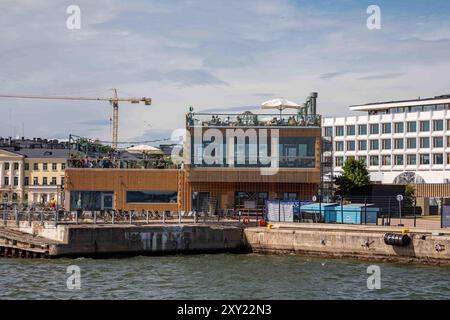 Strandrestaurant Allas Sea Pool im Stadtteil Katajanokka in Helsinki, Finnland Stockfoto