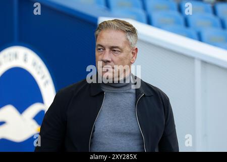 Scott Lindsey, Trainer des Crawley Town FC vor Brighton & Hove Albion FC gegen Crawley Town FC Carabao Cup am 27. August 2024 im American Express Stadium, Brighton & Hove, England, Großbritannien Credit: Every Second Media/Alamy Live News Stockfoto