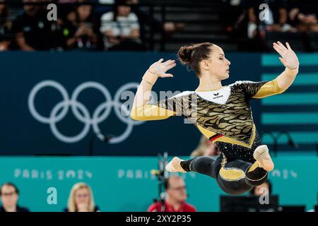 FRA, Paris, Olympische Spiele Paris 2024, Bercy Arena, 28. Juli 2024, olympische Gymnastikspiele - Frauen, Apparate, Qualifikation Sarah Voss (Deutschland, Nummer 344) Credit: HMB Media/Steffie Wunderl/Alamy Archival Stockfoto