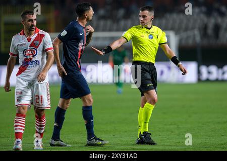 Der Schiedsrichter des Spiels, Valerio Crezzini von Siena Delegation während des italienischen Fußballturniers Serie B zwischen Mantova 1911 und Stockfoto