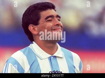 Diego Maradona spielte für Argentinien bei der Weltmeisterschaft 1994 gegen Nigeria Stockfoto