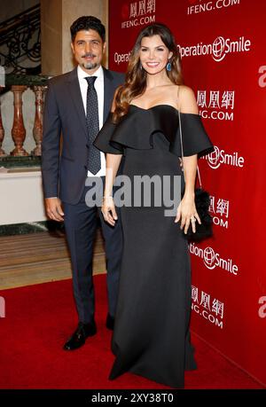 Ali Landry und Alejandro Gomez Monteverde bei der Operation Smile's Annual Smile Gala 2016, die am 30. September 2016 im Beverly Wilshire Hotel in Beverly Hills, USA, stattfand. Stockfoto