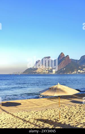 Morgen am Strand von Ipanema in Rio De Janeiro Stockfoto