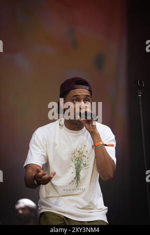 Benjamin Gerard Coyle-Larner, bekannt als Loyle Carner, tritt live am dritten Tag des Rock en seine Festivals im Domaine National Saint-Cloud in Paris auf. Stockfoto