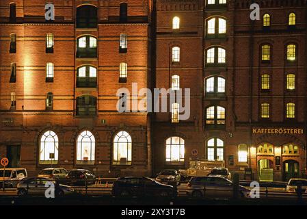 Europa, Deutschland, Hamburg, historisches Lagerviertel, Blick vom Zollkanal auf die ehemaligen Backsteinlager, Kaffeerösterei, Hamburg, Ham Stockfoto