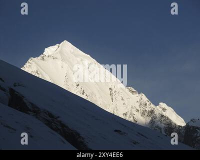 Berg der Annapurna Range bei Sonnenaufgang. Blick vom Annapurna Base Camp Stockfoto