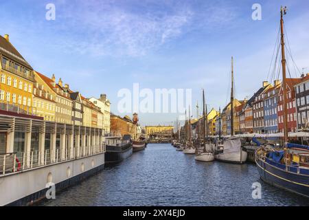 Kopenhagen, Dänemark, City Skyline am Nyhavn Harbour Stockfoto