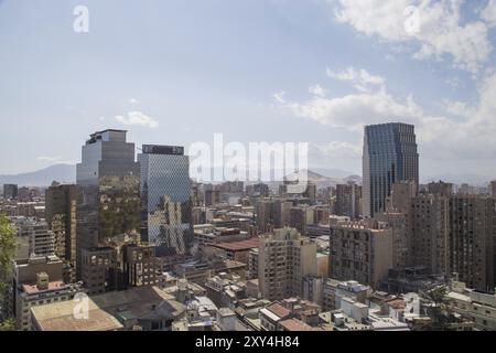 Santiago de Chile, Chile, 26. November 2015: Skyline aus Sicht des Cerro Santa Lucia, Südamerika Stockfoto