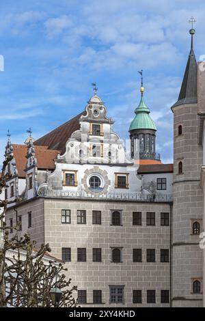 Turm und Fassade des Schlosses Neuburg an der Donau Stockfoto