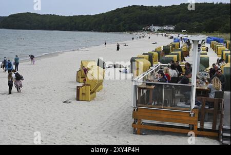 DEU, Deutschland, Sellin (Rügen) : die Arbeiterwohlfahrtsorganisation (AWO) hat eine Seniorenreise nach Rügen als besonderes Erlebnis für ITS gestaltet Stockfoto