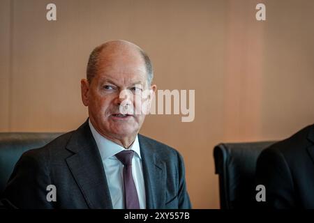 Berlin, Deutschland. August 2024. Bundeskanzler Olaf Scholz (SPD) nimmt an der Sitzung des Bundeskabinetts im Bundeskanzleramt Teil. Quelle: Kay Nietfeld/dpa/Alamy Live News Stockfoto