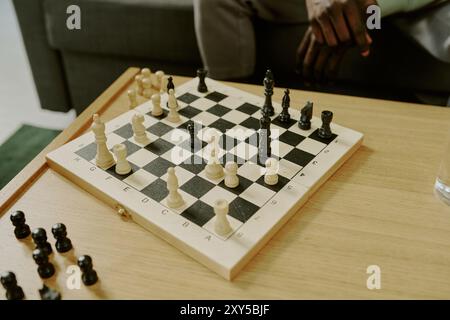 Schachbrett Auf Couchtisch Stockfoto