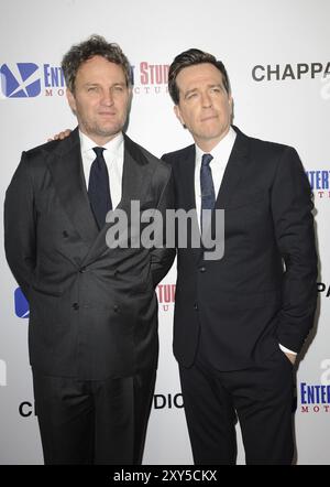 Jason Clarke und Ed Helms bei der Premiere von „Chappaquiddick“ in Los Angeles am 28. März 2018 im Samuel Goldwyn Theater in Beverly Hills, USA Stockfoto