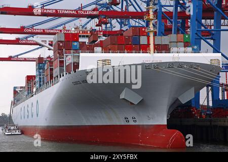 Cocso Hope im Containerterminal Tollerort, Hamburg, Cosco Hope im Containerterminal Tollerort, Hamburg Stockfoto