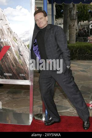 WESTWOOD, KALIFORNIEN, 23. APRIL 2006: Robin Williams bei der Premiere von RV in Los Angeles am 23. April 2006 im Mann Village Theatre in Westwood, USA Stockfoto