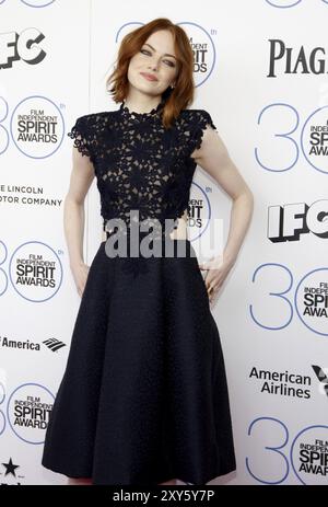 Emma Stone bei der 2015 Film Independent Spirit Awards statt an den Strand von Santa Monica in Santa Monica am 21. Februar 2015. Credit: Lumeimages.com Stockfoto