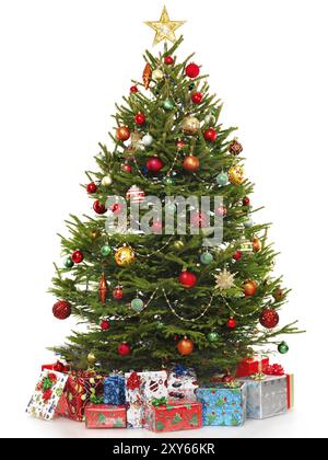 Wunderschön geschmückter Weihnachtsbaum mit bunten Geschenkverpackungen darunter. Isoliert auf weißem Hintergrund Stockfoto