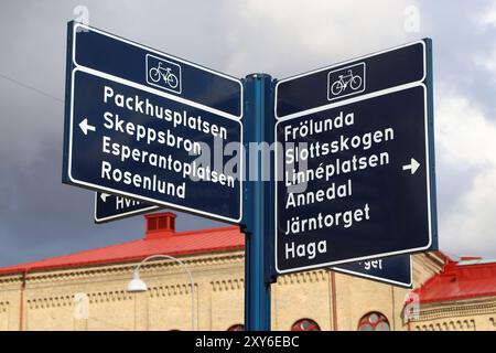 Göteborg, Schweden - 26. AUGUST 2018: Radweg Richtung Zeichen in Göteborg, Schweden. Göteborg ist die zweitgrößte Stadt in Schweden. Stockfoto