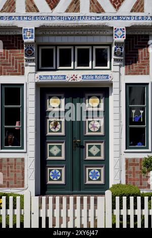 Europa, Deutschland, Niedersachsen, altes Land bei Hamburg, Steinkirchen an der Luehe, altes Fachwerkbauernhaus, künstlerisches Ziegelwerk des Fachwerkwerks Stockfoto