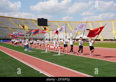 IZMIR, TURKIYE - 25. MAI 2024: Eröffnungszeremonie der Balkanathletik-Meisterschaften im Izmir Atatürk-Stadion Stockfoto