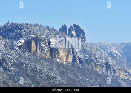 Die Schrammsteine in der Sächsischen Schweiz im Winter Stockfoto