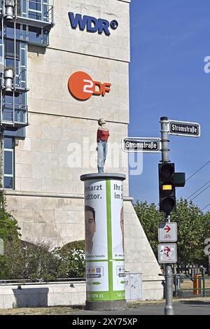 Marlis, die Säule saint, Wegweiser, WDR Studios Stockfoto