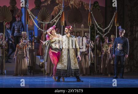 Marius Petipa brachte 1877 die Choreographie LA BAYADERE auf die Bühne in St. Petersburg. Glücklicherweise sind die Anmerkungen des Originals Prese Stockfoto