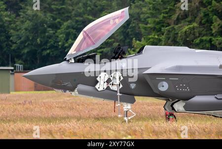 Lockheed Martin F-35 Lightning II Stealth Kampfjet mit offenem Cockpit-Vordach auf der Jagel Air Base. Schleswig, Deutschland - 7. Juni 2024 Stockfoto