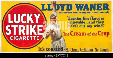 Lucky Strike Werbetafel mit Lloyd Waner 1928 - Vintage Lucky Strike Zigarettenwerbung. Stockfoto