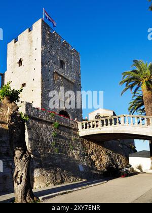 Korcula Stadttor im Turm Revelin an einem Sommerabend Korcula Stadt Korcula Dalmatien Kroatien Stockfoto