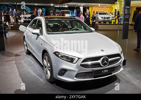 Mercedes-Benz A 250 e AMG Line EV auf der IAA in Frankfurt. Deutschland - 11. September 2019. Stockfoto