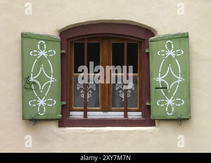 Fenster in Guarda Stockfoto