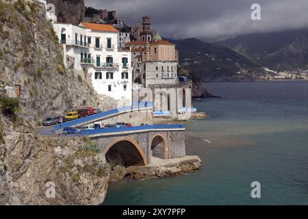 Atrani an der Amalfiküste Stockfoto