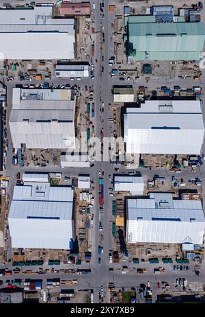 Luftaufnahme des Aufbaus des jährlichen Oktoberfestes in München Aufbau des jährlichen Oktoberfestes auf der Theresienwiese in München Deutschland *** Luftaufnah Stockfoto