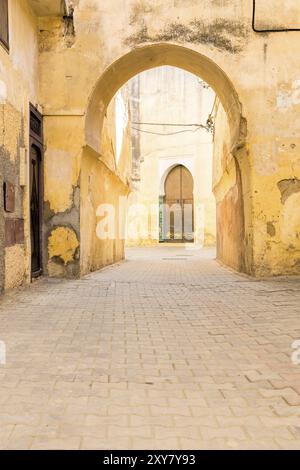 Typische Gasse in Marokko Stockfoto