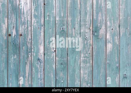 Holzdielen mit abblätternder Farbe als Hintergrund Stockfoto