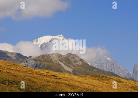 Großer St. Bernard Pass im Herbst. Großer St. Bernard Pass im Herbst Stockfoto