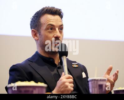 Urayasu, Japan. August 2024. Der ehemalige schottische Rugbyspieler Graig Laidlaw spricht auf einer Pressekonferenz, als er am Mittwoch, den 28. August 2024, Cheftrainer des japanischen Profi-Rugbyteams Urayasu D-Rocks in Urayasu, Tokio, wurde. Laidlaw wird durch den ehemaligen Cheftrainer Johan Ackermann ersetzt und Ackermann wurde Berater der Mannschaft. (Foto: Yoshio Tsunoda/AFLO) Stockfoto