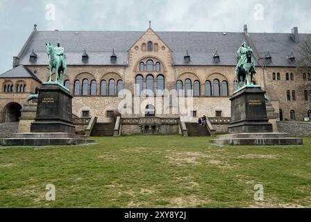 Kaiserpflaz - Kaiserpflaz (11. Jh. Romanisches Gebäude, im 19. Jahrhundert restauriert.) Mittelalterliche Altstadt von Goslar (hinzugefügt am 1992 in der UNESCO W Stockfoto