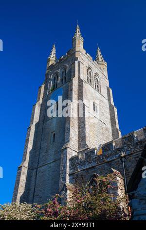 Großbritannien, England, Kent, Tenterden, St. Mildred's Church (Details zum Glockenturm) Stockfoto