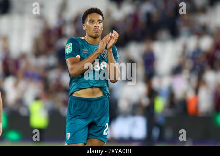 London, Großbritannien. August 2024. London, England, 28. August 2024: James Hill (23 Bournemouth) während des Carabao Cup Spiels zwischen West Ham United und Bournemouth im London Stadium in London, England (Alexander Canillas/SPP) Credit: SPP Sport Press Photo. /Alamy Live News Stockfoto