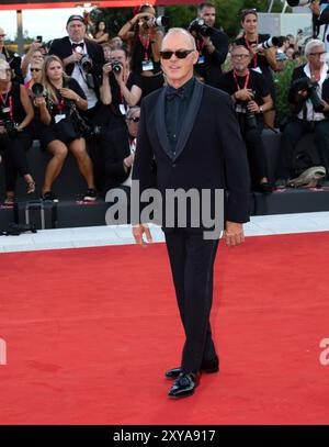 Venedig, Italien. August 2024. VENEDIG, ITALIEN. 28. August 2024: Michael Keaton bei der Premiere von BeetleJuice BeetleJuice beim 81. Internationalen Filmfestival von Venedig. Foto: Kristina Afanasyeva/Featureflash Credit: Paul Smith/Alamy Live News Stockfoto