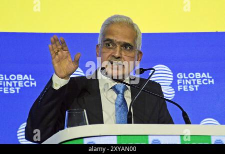 Mumbai, Indien. August 2024. Shaktikanta das, Gouverneur der Reserve Bank of India (RBI), spricht während des Global Fintech fest (GFF) in Mumbai. Global Fintech fest (GFF) ist eine globale Plattform, die wichtige Interessengruppen von Fintech-Unternehmen ermutigt, die sich zusammenfinden, um Ideen, Innovationen in den Bereichen Banking, Finanzen, digitale Zahlungen, Start-ups und neue Technologien auszutauschen und auszutauschen. Quelle: SOPA Images Limited/Alamy Live News Stockfoto