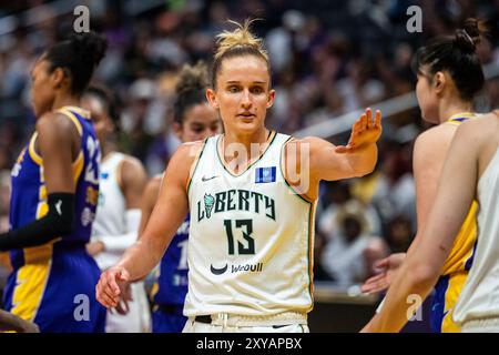 Los Angeles, USA. August 2024. Basketball, WNBA, Los Angeles Sparks - New York Liberty: Leonie Fiebich in Aktion. Quelle: Maximilian Haupt/dpa/Alamy Live News Stockfoto