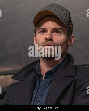 DORTMUND, 8. Dezember 2019: Daniel Gillies (*1976, kanadischer neuseeländischer Schauspieler, The Vampire Diaries, The Originals) spricht über seine Erfahrungen Stockfoto