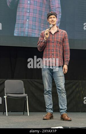 STUTTGART, 30. Juni 2018: Joonas Suotamo (Chewbacca, Star Wars) auf der Comic Con Germany Stuttgart, einer zweitägigen Fankonvention Stockfoto