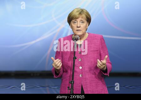 Frankfurt, Deutschland. September 2017. Angela Merkel sprach am Ende ihrer Tour durch die 67. IAA International Motor Show in Frankfurt/Main auf T Stockfoto