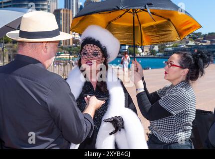 Sydney, Australien, 29. August 2024 nehmen Sarah Brightman und die Besetzer an einem Fotogespräch Teil, das vor ihrer Saison im Sunset Boulevard im Sydney Opera House auftritt. Im Bild: Sarah Brightman wird interviewt. Quelle: Robert Wallace / Wallace Media Network / Alamy Live News Stockfoto